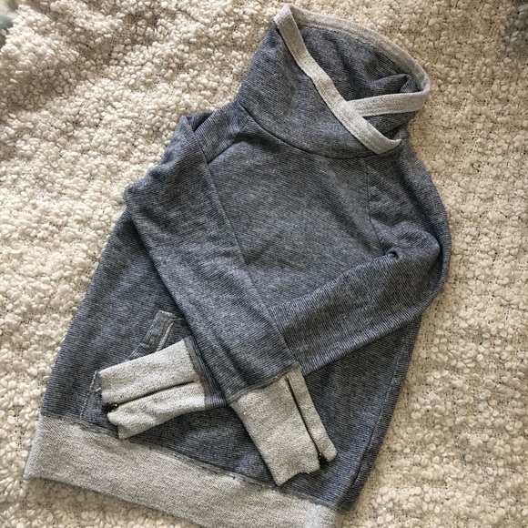 ABERCROMBIE Striped Cowl-neck Cozy Sweater small - Picture 7 of 7